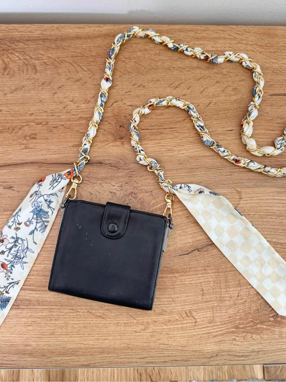 Authentic Vintage Chanel CC Wallet On Chain Crossbody Bag Black Lambskin Leather